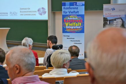 Die Konferenz für Vielfalt fand in den Räumen der Universität Paderborn statt. (Foto: Amt für Presse- und Öffentlichkeitsarbeit, Kreis Paderborn)